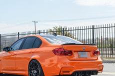 BMW F30 - zadn spoiler vka kufru.  LOOK M3 F80 OPTIK