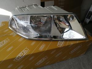 Skoda Octavia II pedn svtlo-Chrom-Prav.
