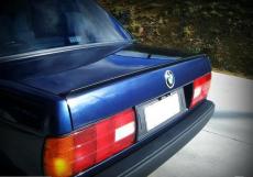 BMW E30 (sedan) odtrhov hrana. 1982-1985